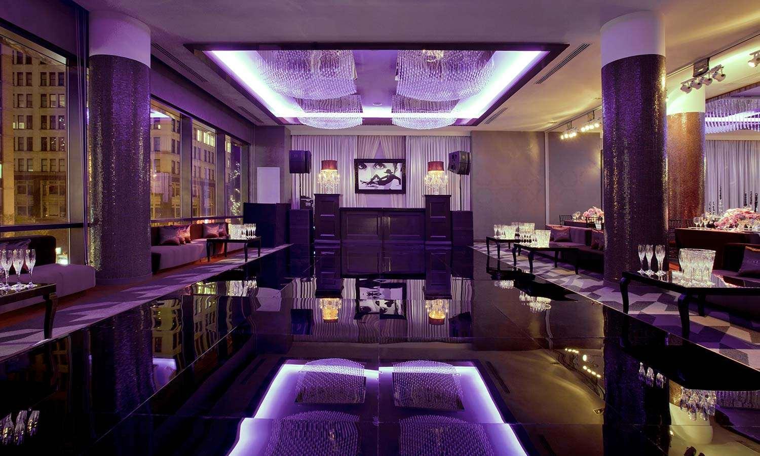 ホテル ロイヤルトン パーク アベニュー ニューヨーク エクステリア 写真 The interior of the nightclub